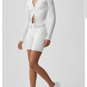 Alo High-Waist Airbrush White Bike Shorts